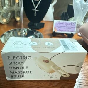 Grooming tool for pets. Electric Spray Handle Massage Brush NWOT